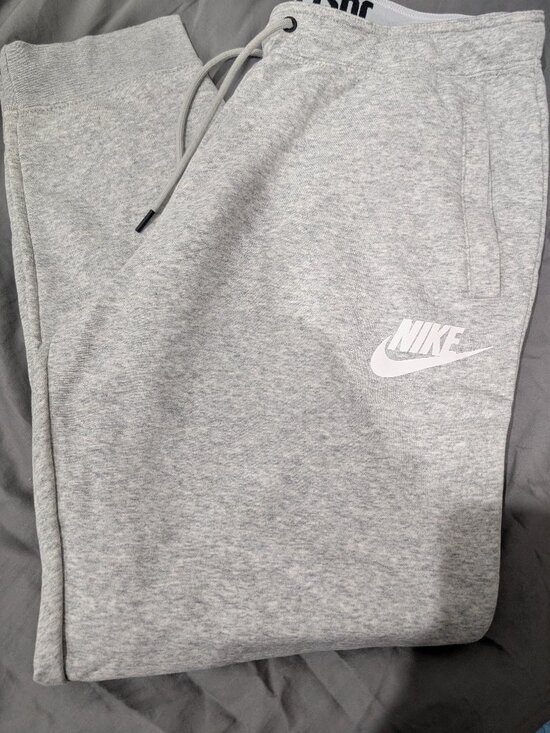 Nike Pants - Nike women's rare xl jogger pants